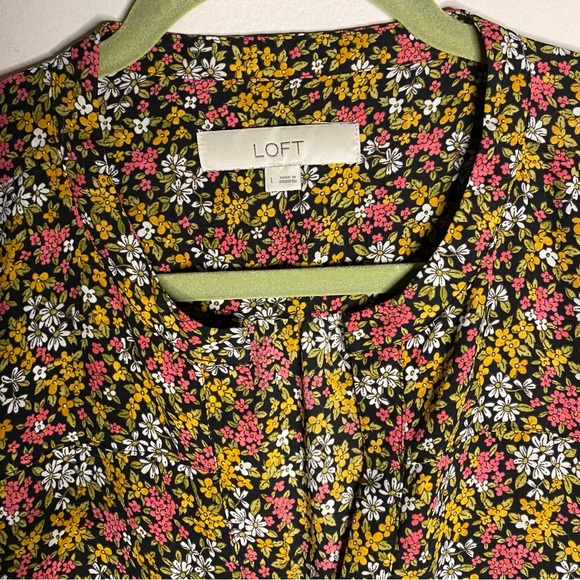 LOFT Floral V Neck Blouse - Picture 5 of 5